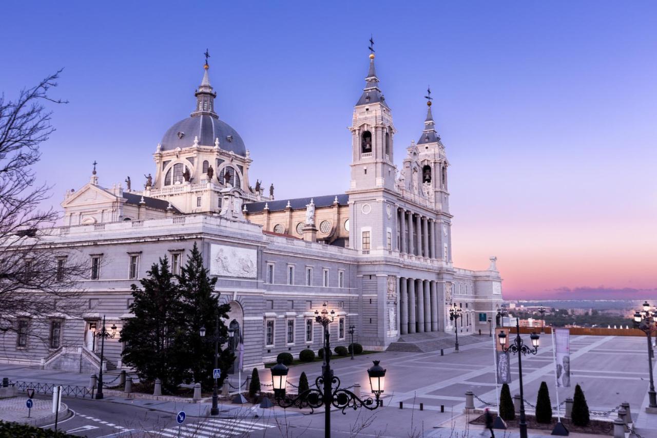 Puerta Del Sol Carretas Apartaments & Rooms Madrid Dış mekan fotoğraf